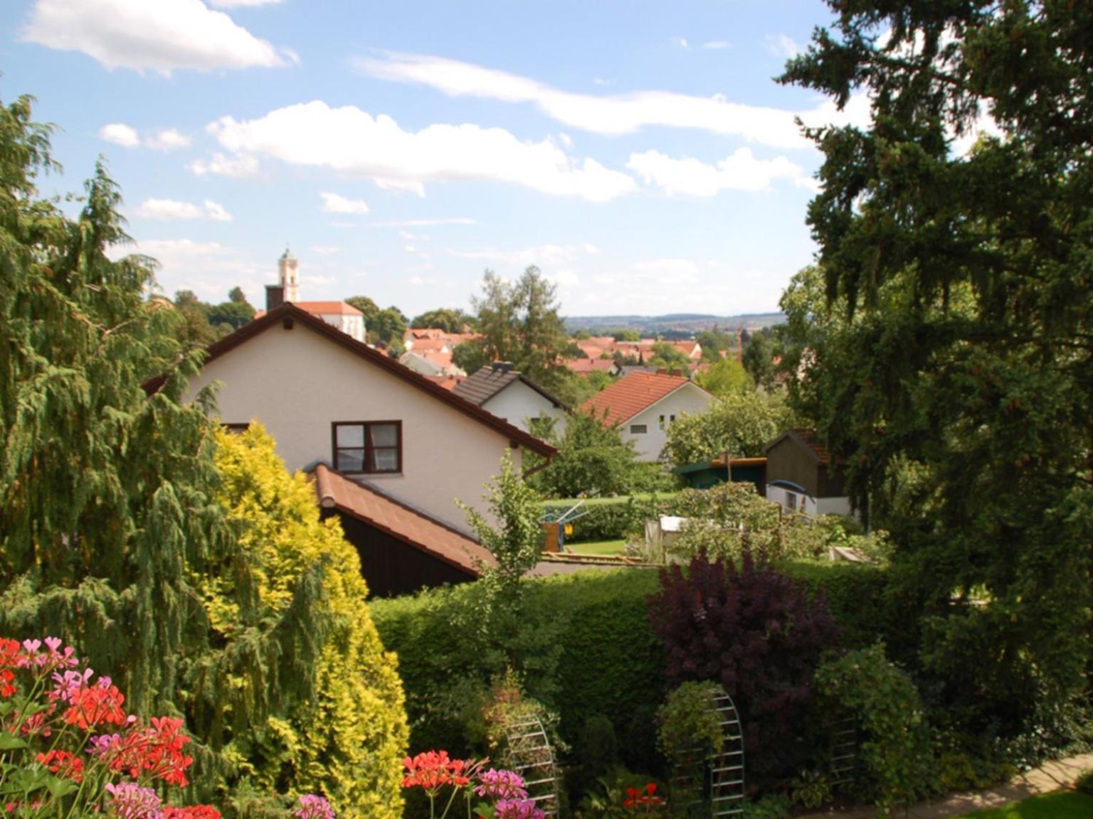 Haeusl Im Park Apartamento Bad Birnbach Exterior foto